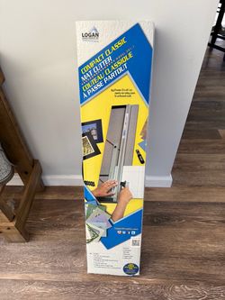Logan Compact 32” Classic Mat Cutter