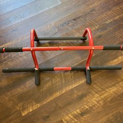 Pull Up Bar