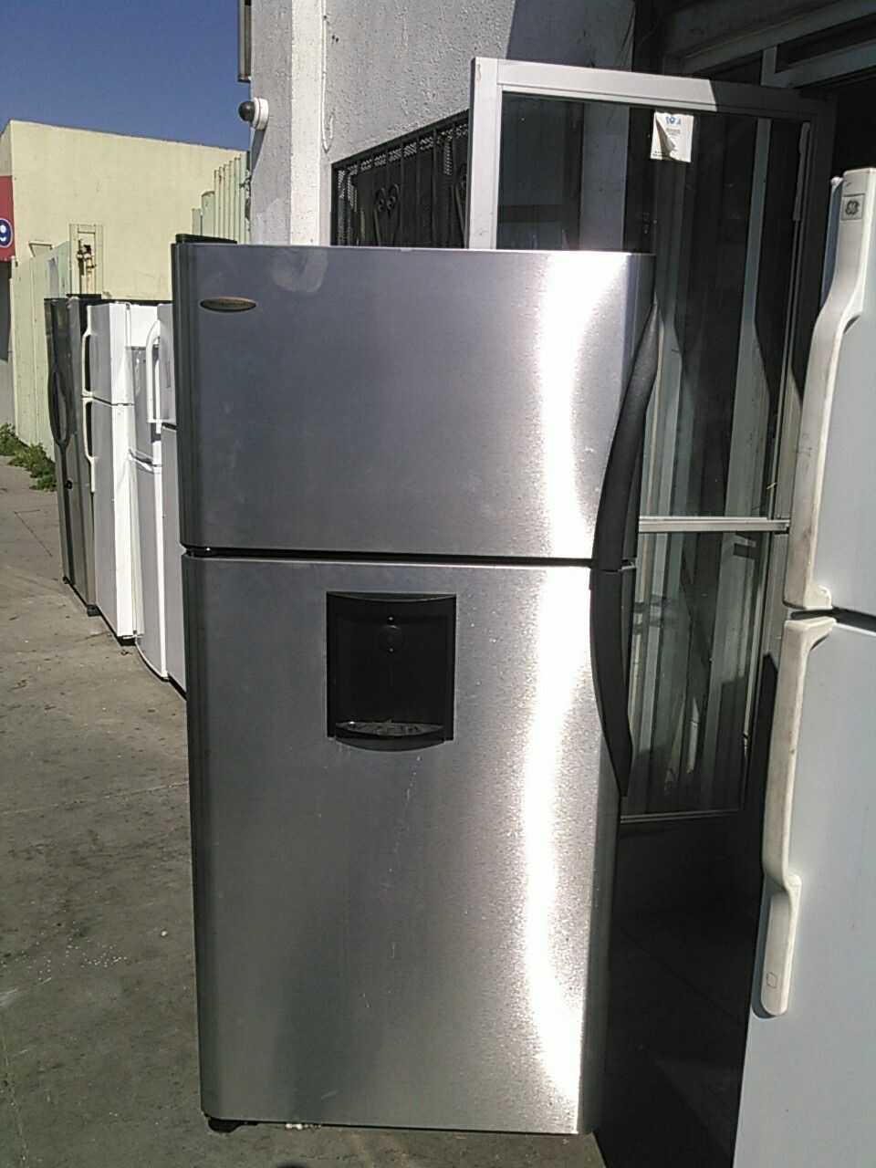 Frigidaire stainless steel refrigerator delivered with ice maker & installed with a 30day warranty