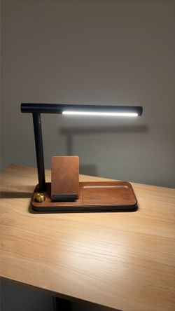 Table lamp and charger