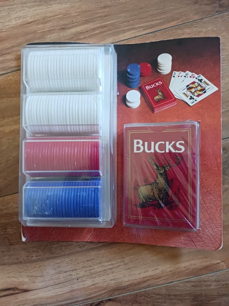 **Selling as a lot of 5**
This Vintage Poker Set from 90s