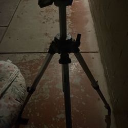 BOGEN/MANFROTTO Professional TRIPOD 3021