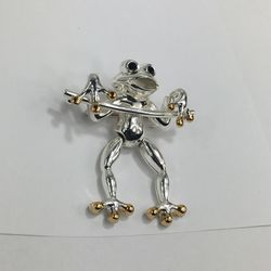 VINTAGE BEST SILVER TONE FLOG FLOG BROOCH 