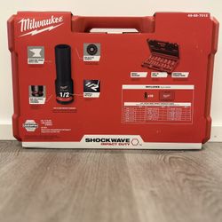 Milwaukee 1/2 in. Impact Socket Set NEW