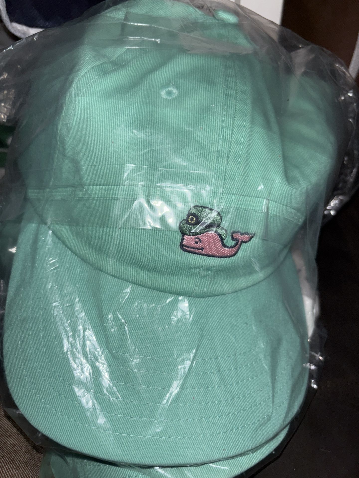 New Special Edition Emerald Hat by Vineyard Vines