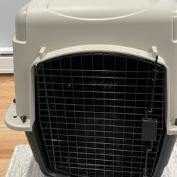 Petmate Dog Crate/ Travel Crate 32 Inches