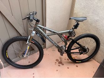 Diamondback X6 Full Suspension Mountain Bike