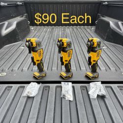  DEWALT ATOMIC 20V MAX Cordless Brushless Oscillating Multi Tool (Tool Only) **$90 Each**