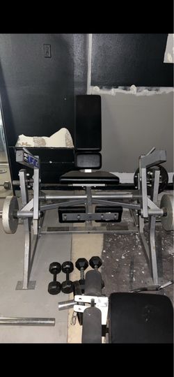 Hammer strength leg extension