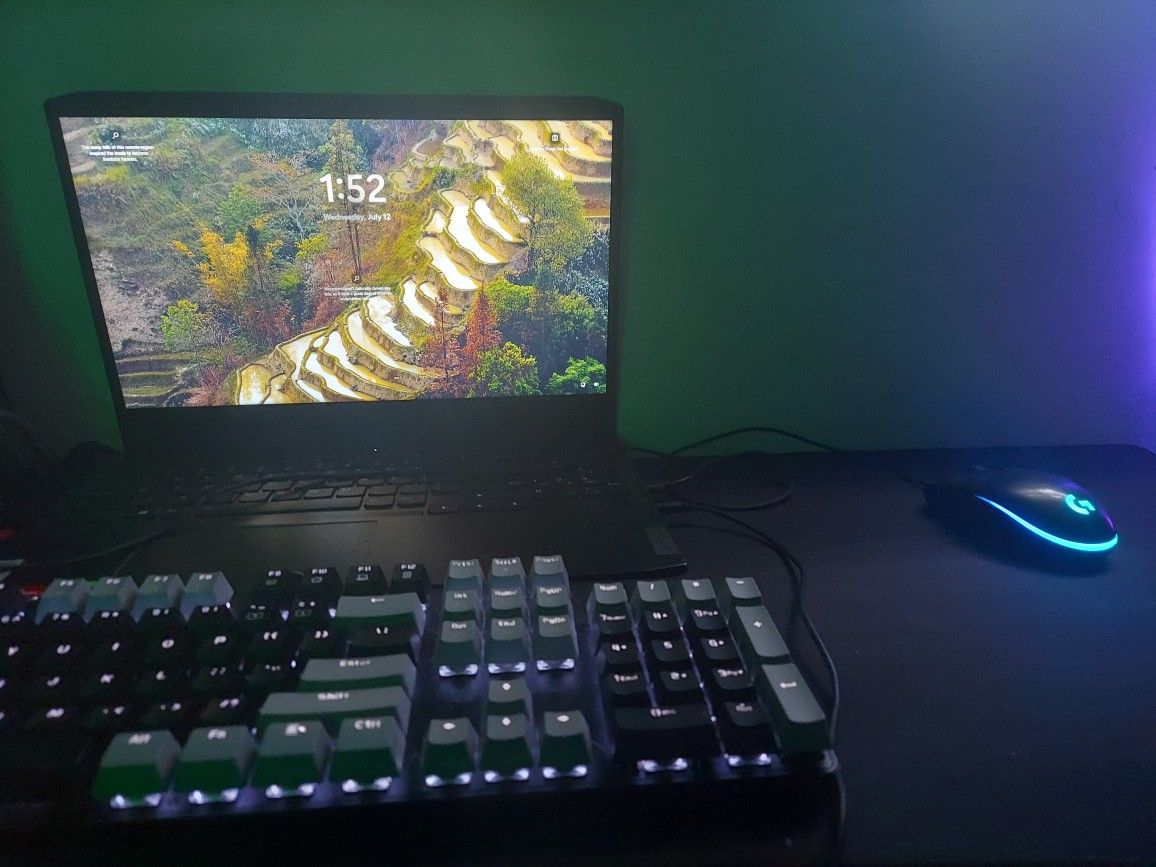 Gaming Laptop With All Specs Included In Photo And Description Also The Keyboard Mouse And Desk Included