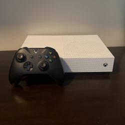 White Xbox One S digital Edition 