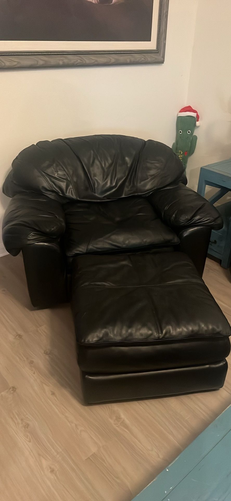 Big Chair And Ottoman