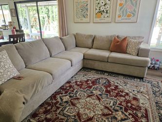 Sectional couch