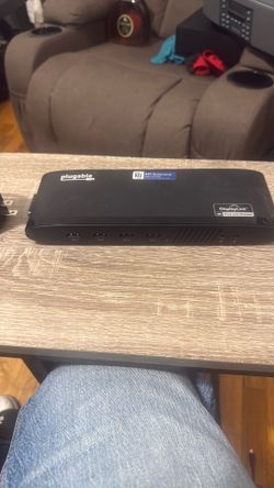 Docking station