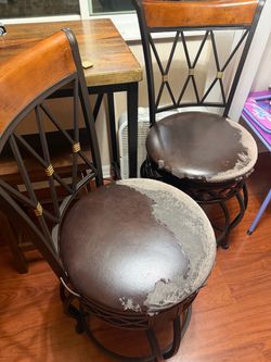 Free Bar Stools