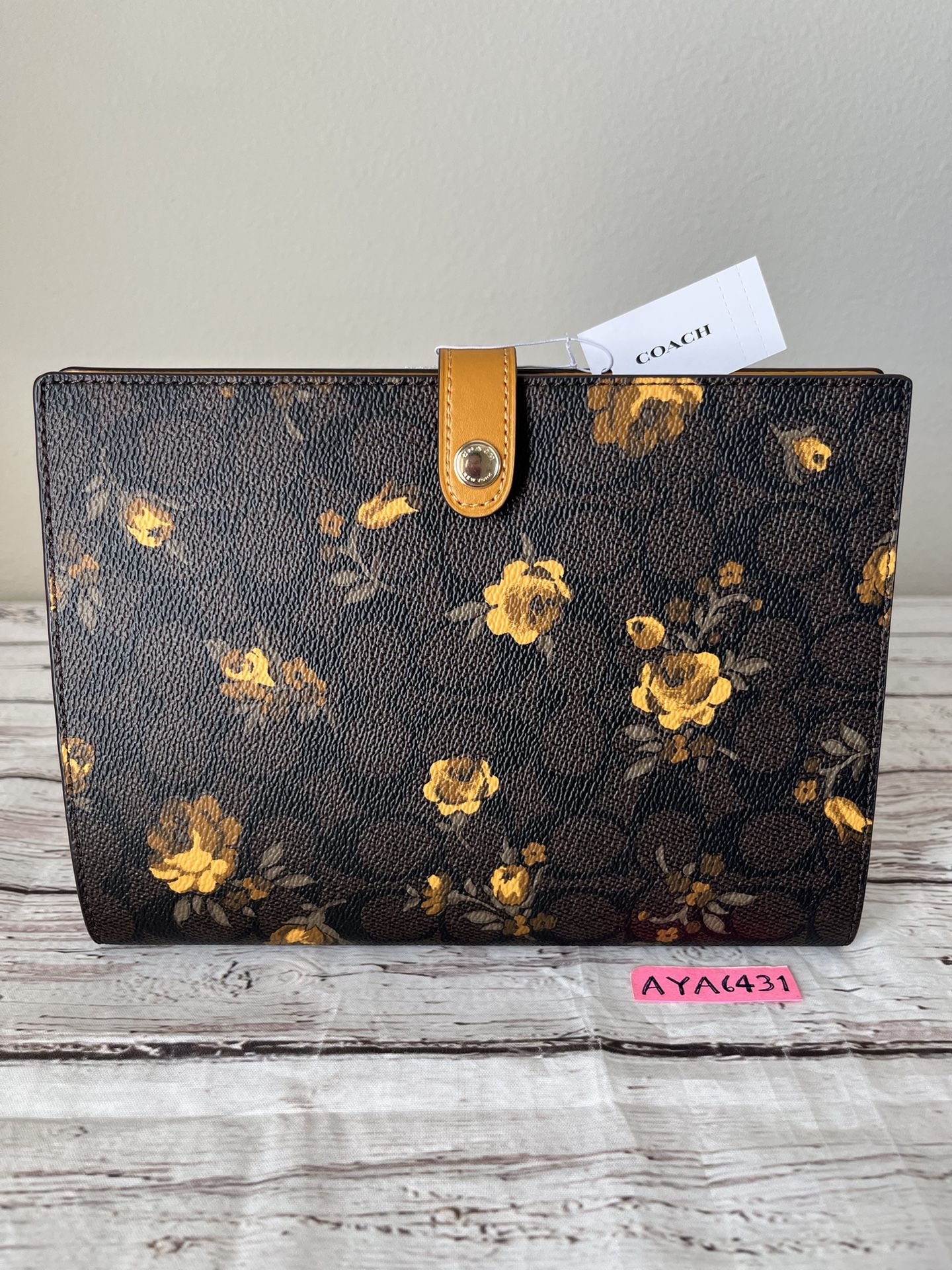 Coach Notebook In Signature Canvas With Floral Print