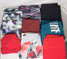 NWOT Fabletics Bundle Size Small