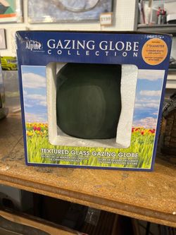 Alpine Corporation Textured Glass Gazing Globe with LED lights.
