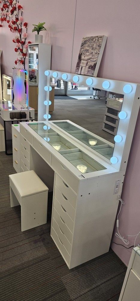 Vanity Makeup Table With Mirror Light And Stool