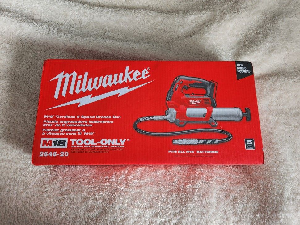 New Milwaukee M18 Grease Gun