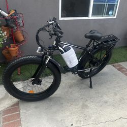 Black Electric Bike 