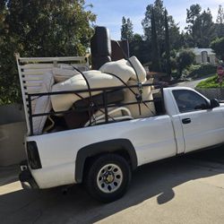 Need I Hand I Can Help You