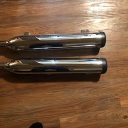 New Muffler for Indian, motorcycle both lower and upper assembly.