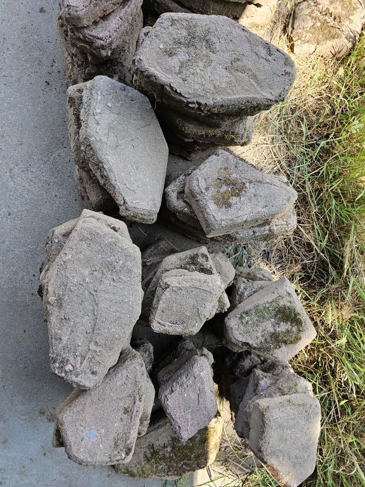 Free Paving Stones for Sale in Tumwater, WA OfferUp