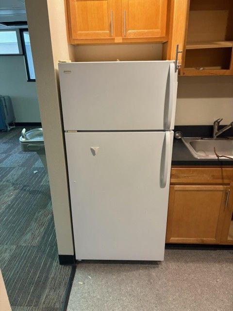 Frigidaire Refrigerator