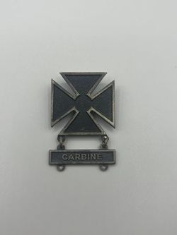 Vintage WWII US Army Marksman Badge With Sterling Carbine Bar 11.20g