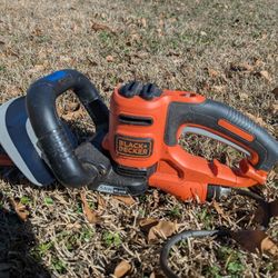 Black And Decker Electric Edger And Hedge Cutters 