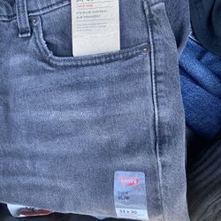 Levi’s 33/30