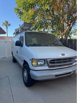 1999 Ford E-250