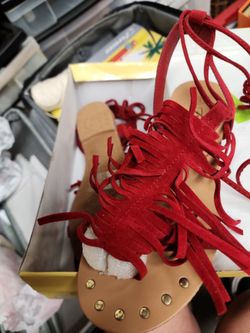 brand-new-in-box Forever Link flat sandals, style name "FELLING-77", in red (Size 8)