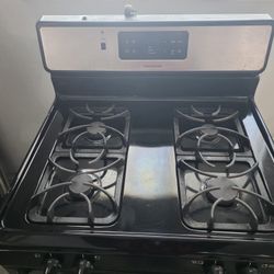Stove Frigidaire