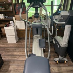 Used Like New Precor Efx 447 Elliptical 