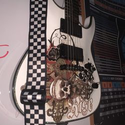 DEAN VENDETTA RISE W EMGS