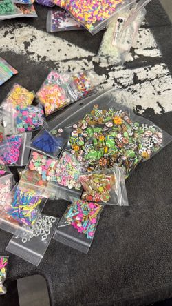 VU Resin Or Cups