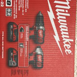 Milwaukee Drill Set