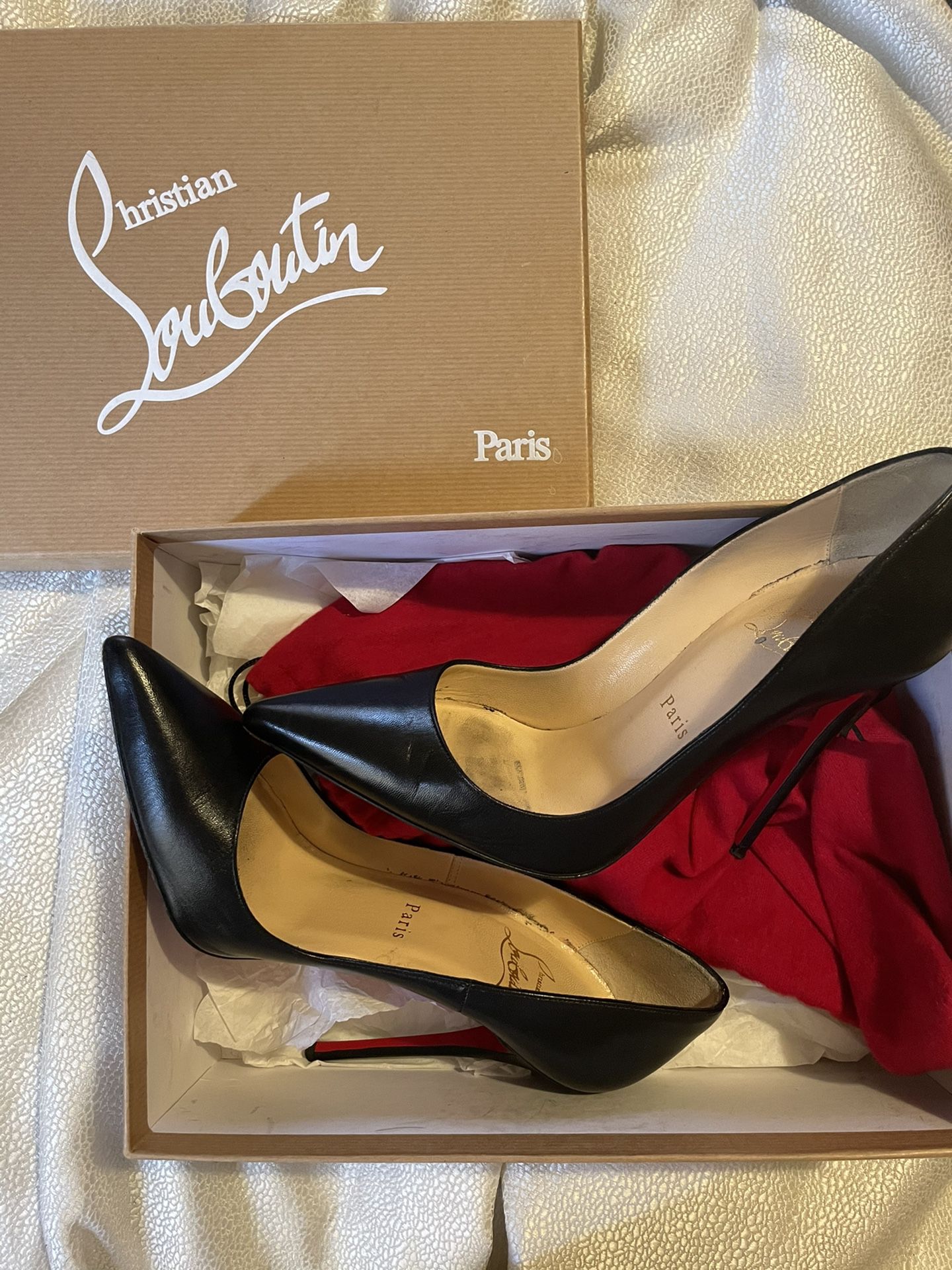 Authentic louis Vuitton Heels for Sale in Troy, MI - OfferUp