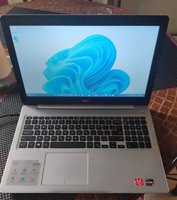 Used Dell Laptop in good condition Windows 11