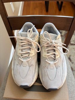 Yeezy Boost 700
