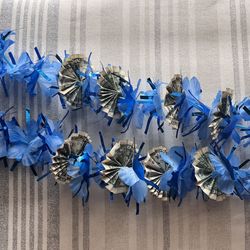 Money Garland Graduation - Leis