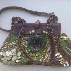 Fabulous vintage Mary Frances very highly embellished Shells & Beads Purse handbag