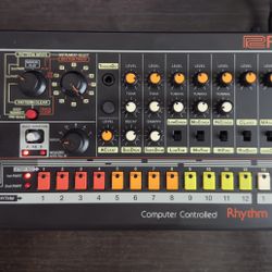 Roland TR-08 Drum Machine