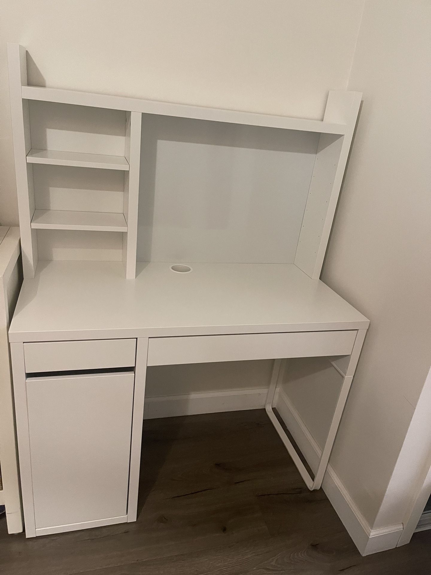 IKEA Micke Desk With Add On Unit - Like Brand New