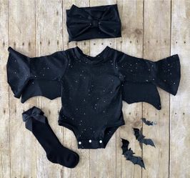 Baby bay set 9-12 headband bodysuit / stockings sold separately