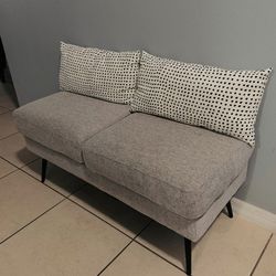 Small Couch With Pillows