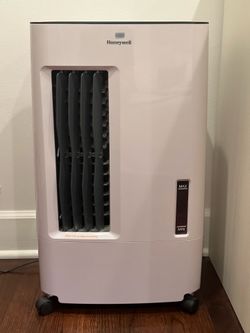 Honeywell evaporative air cooler with remote control