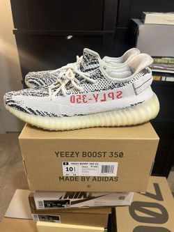 Yeezy 350 Zebra
